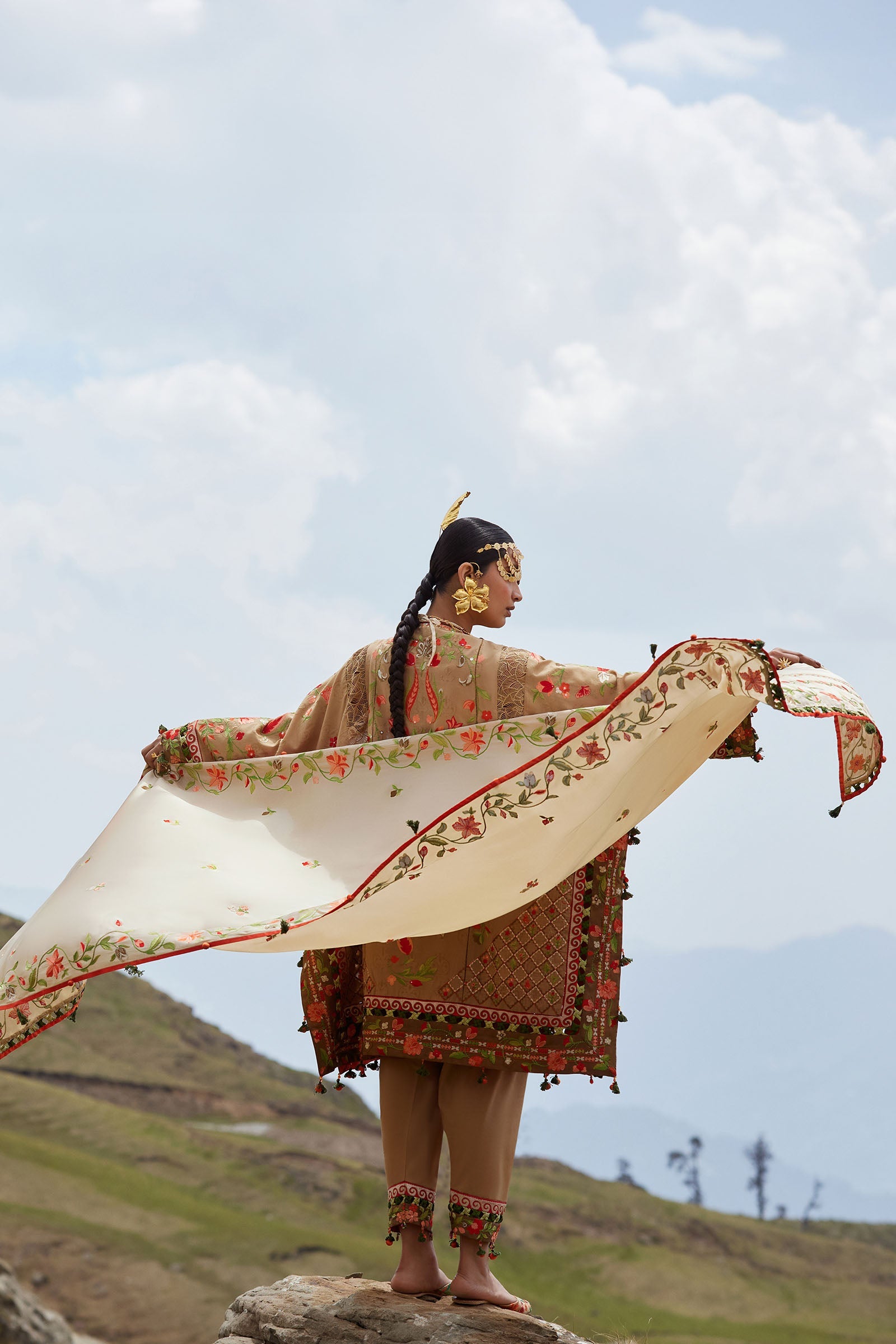 Elan | Kashmee Legacy Lawn '26 | DEODAR (EL26-12 B)