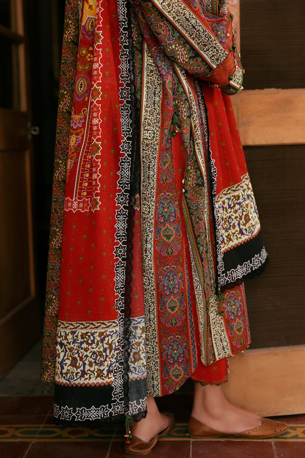 Zaha | Amaya Printed Lawn | RAYA
