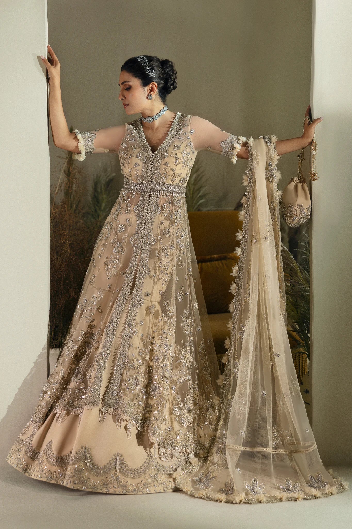 ELAN| EMBROIDERED | PEARL OF TRANQUIL