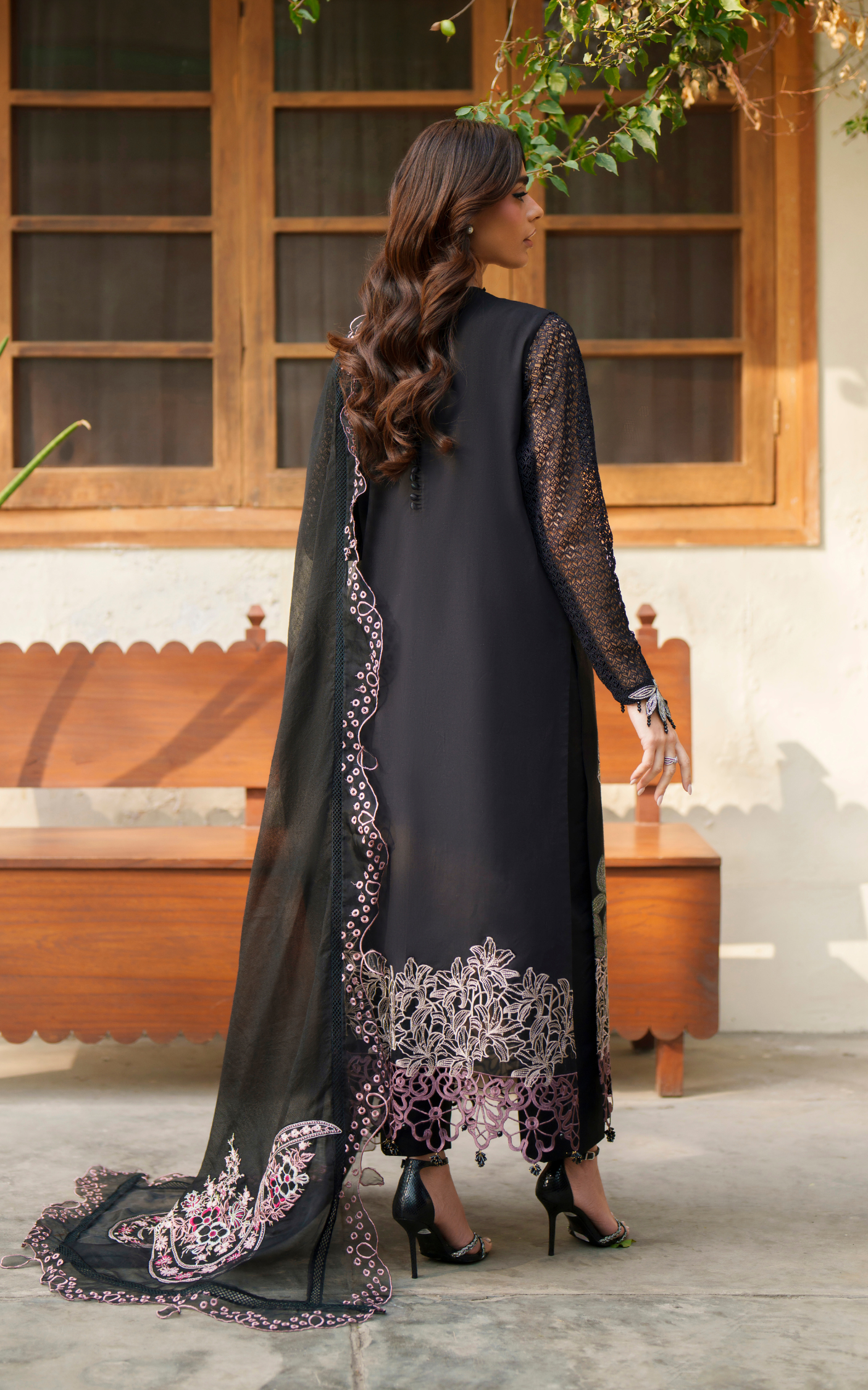 ASIFA & NABEEL | Versa Luxury Lawn '26 | Noir Lily
