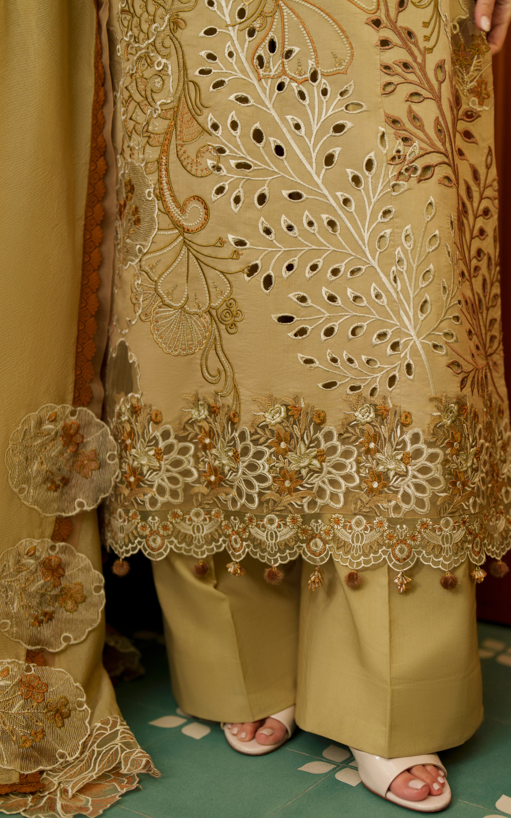 ASIFA & NABEEL | Versa Luxury Lawn '26 | Urban Serenity