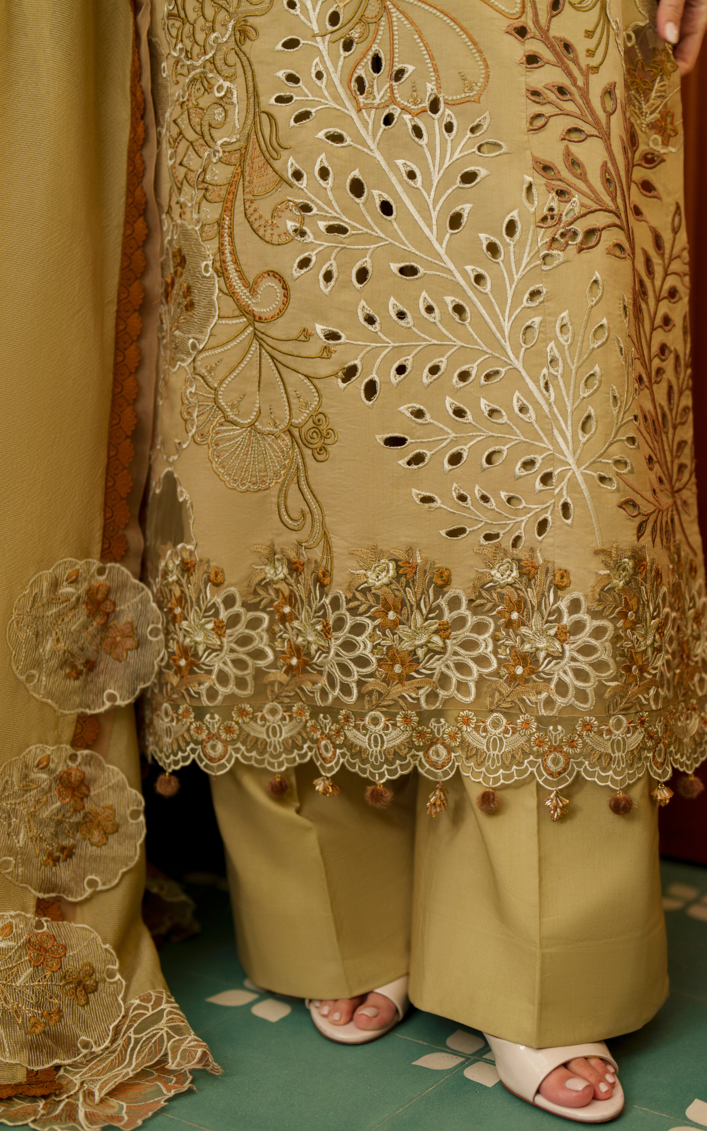 ASIFA & NABEEL | Versa Luxury Lawn '26 | Urban Serenity