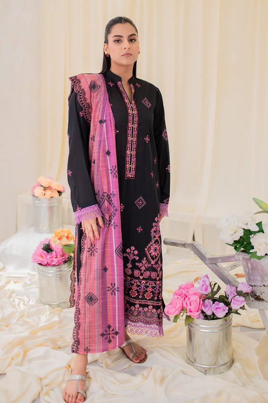3 Piece - Embroidered Lawn - 8668