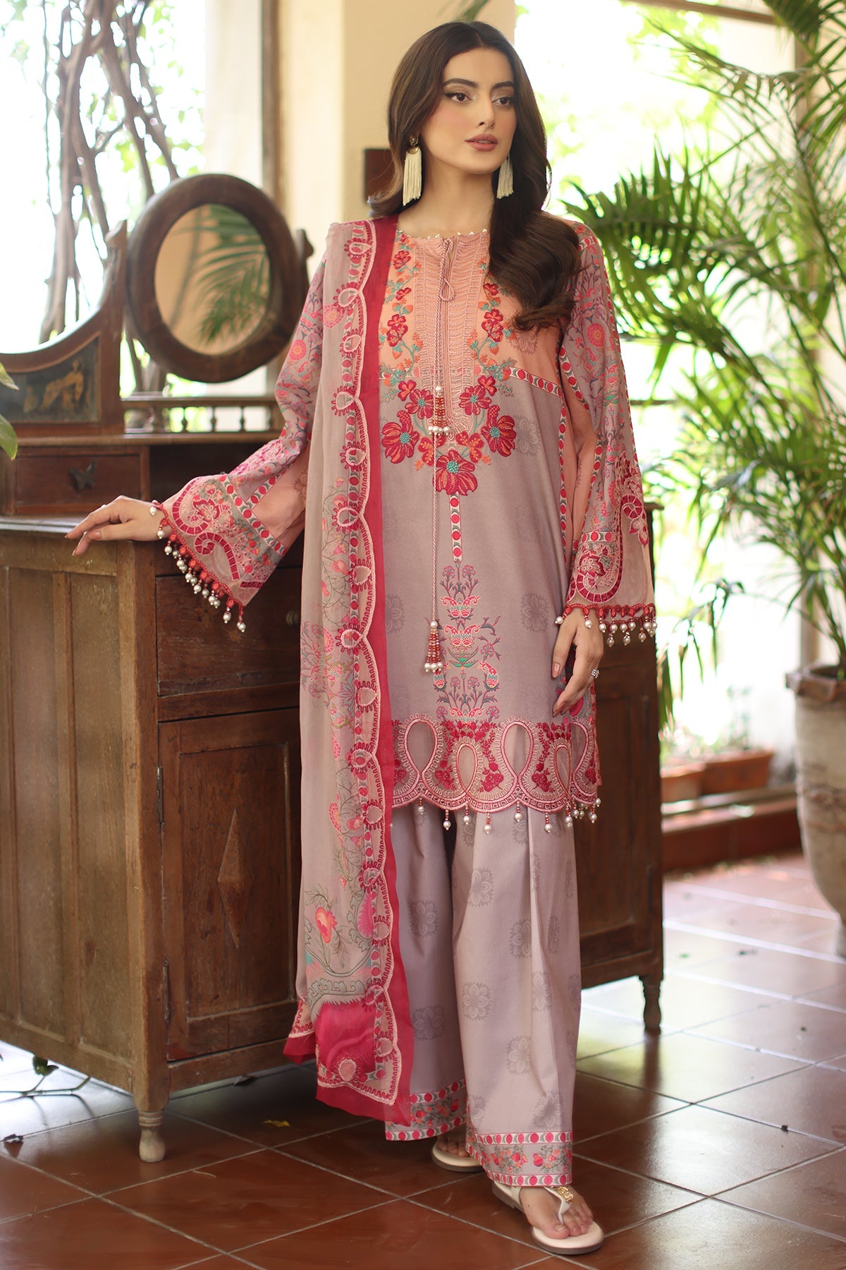 Charizma | Infinity Lawn | IN6-07