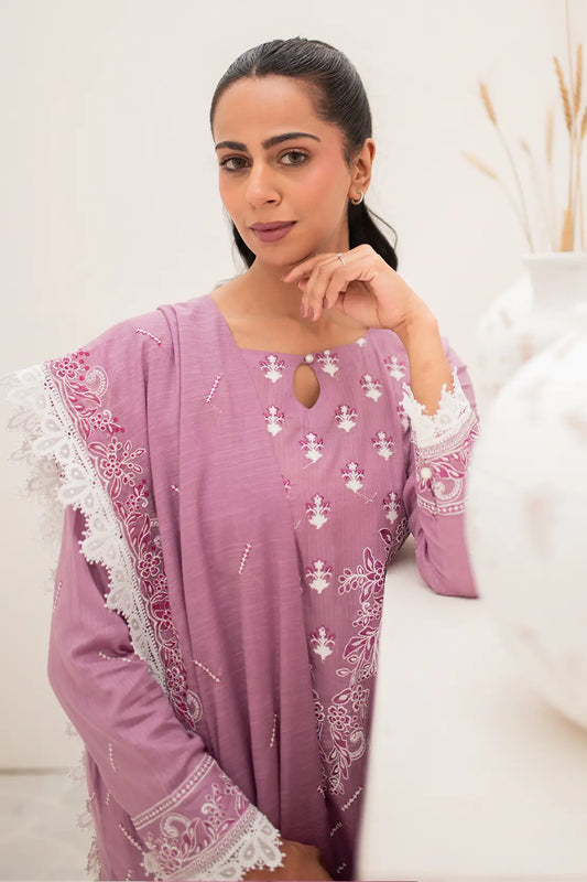 3 Piece - Embroidered Lawn - 8161