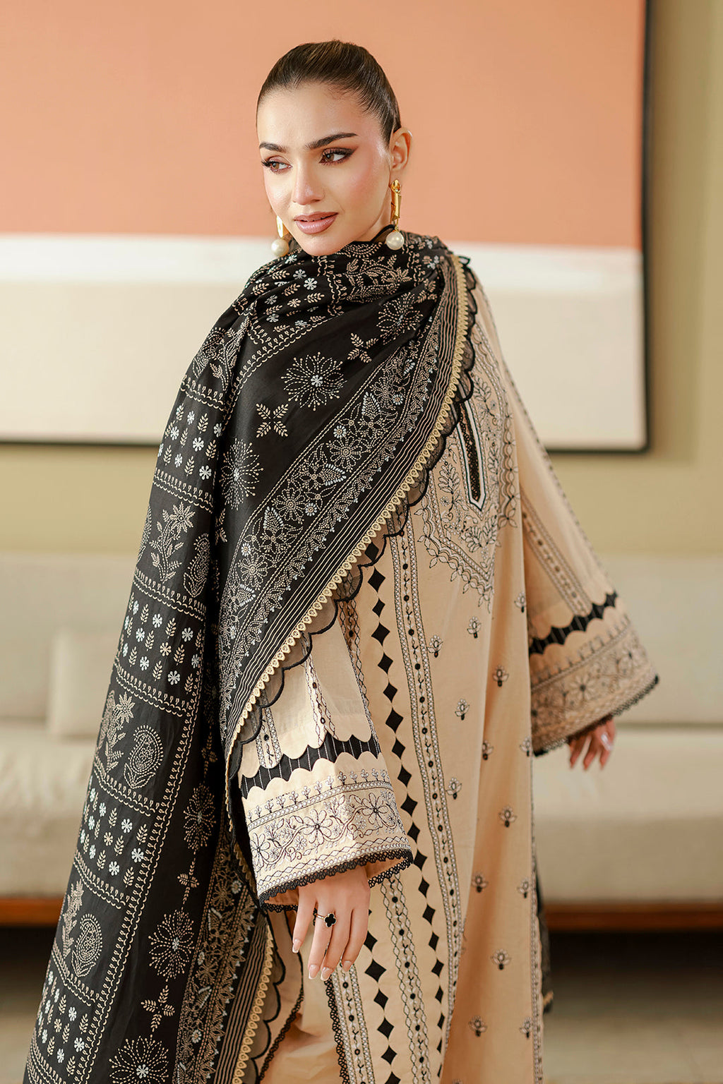 Zellbury | Chikankari Embroidered Lawn | 4047