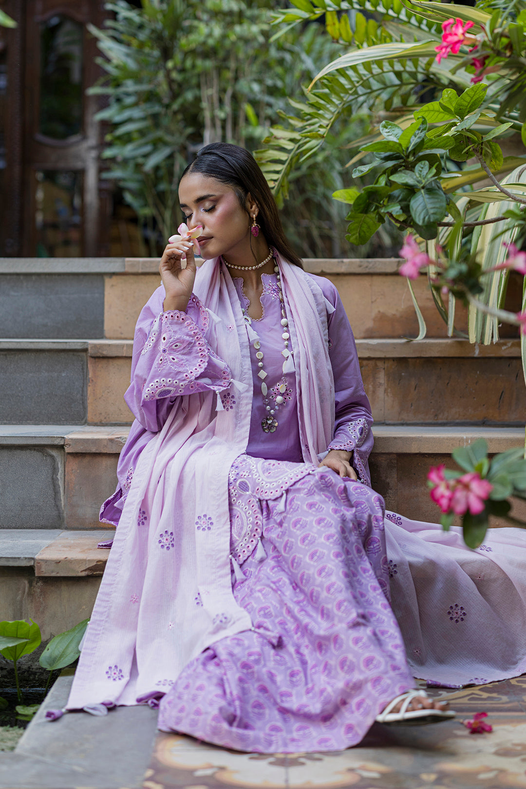 Zellbury | Chikankari Embroidered Lawn | 4052