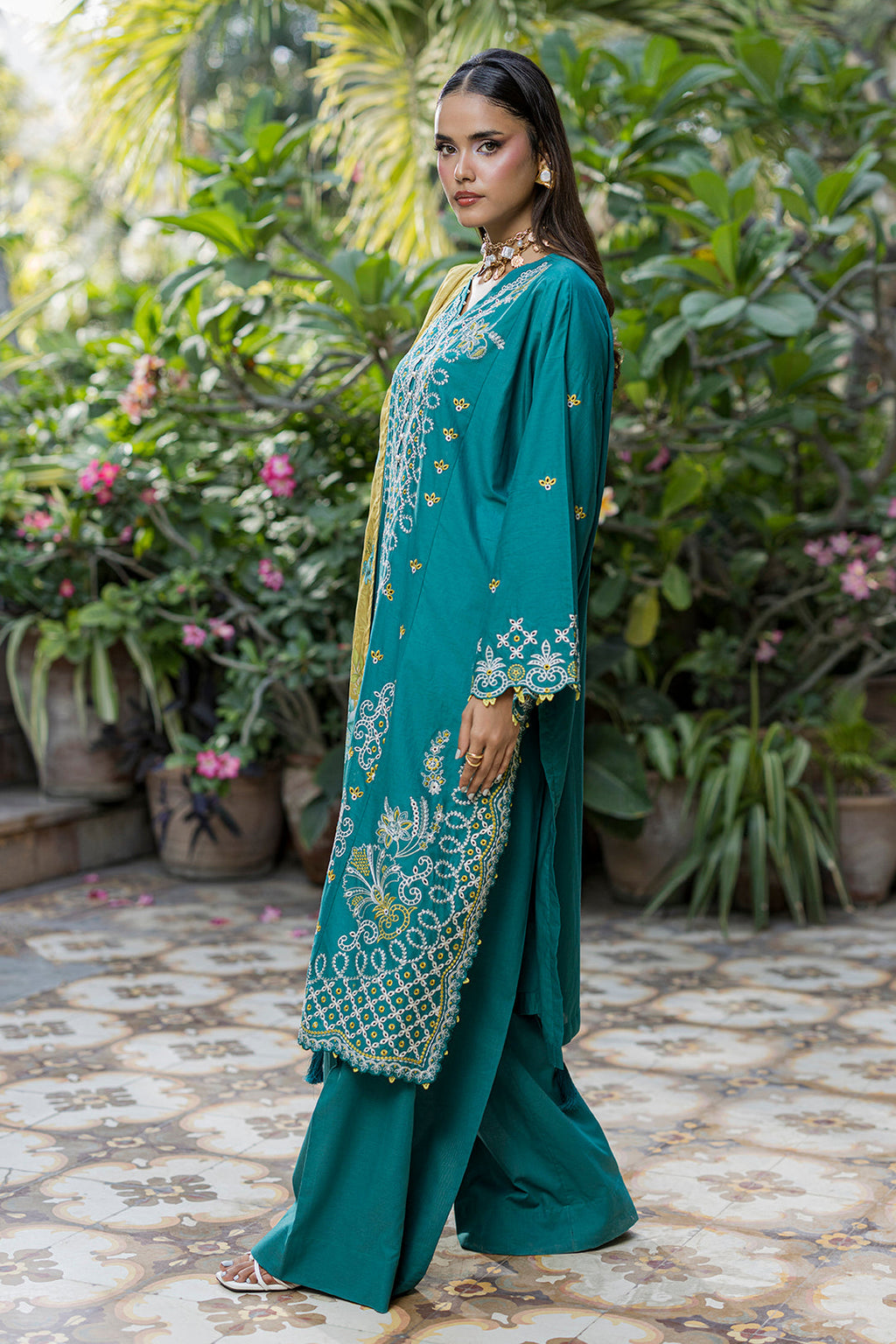 Zellbury | Chikankari Embroidered Lawn | 4083