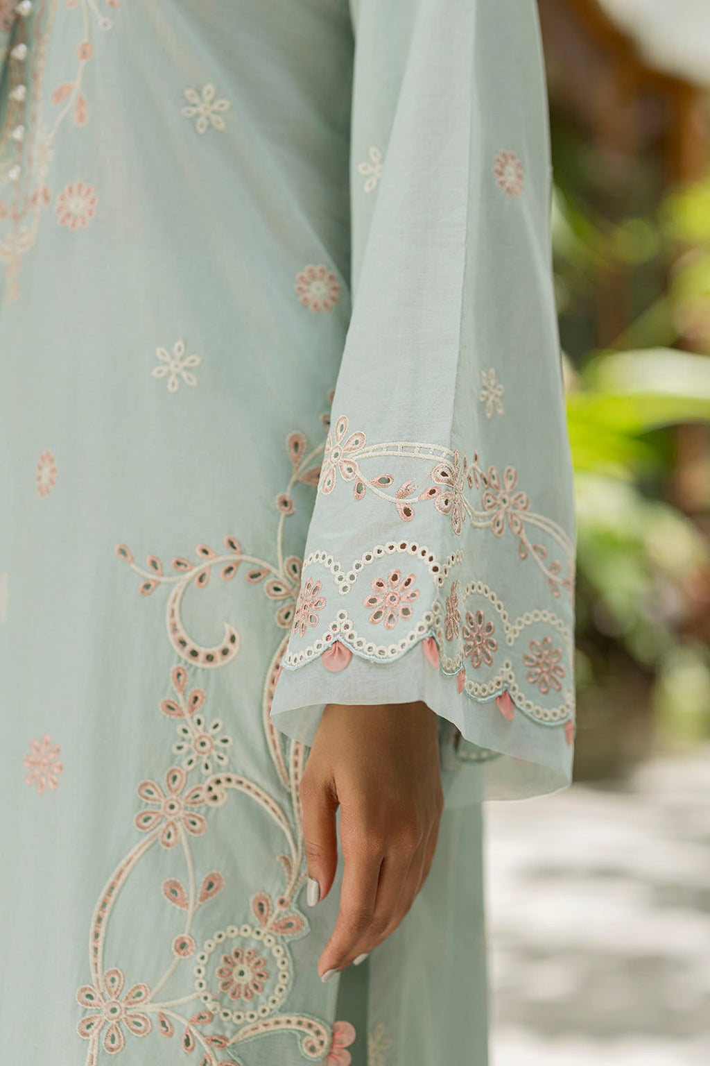 Zellbury | Chikankari Embroidered Lawn | 4086