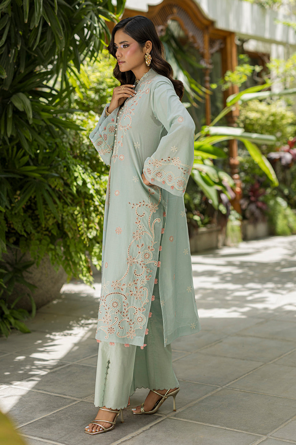 Zellbury | Chikankari Embroidered Lawn | 4086