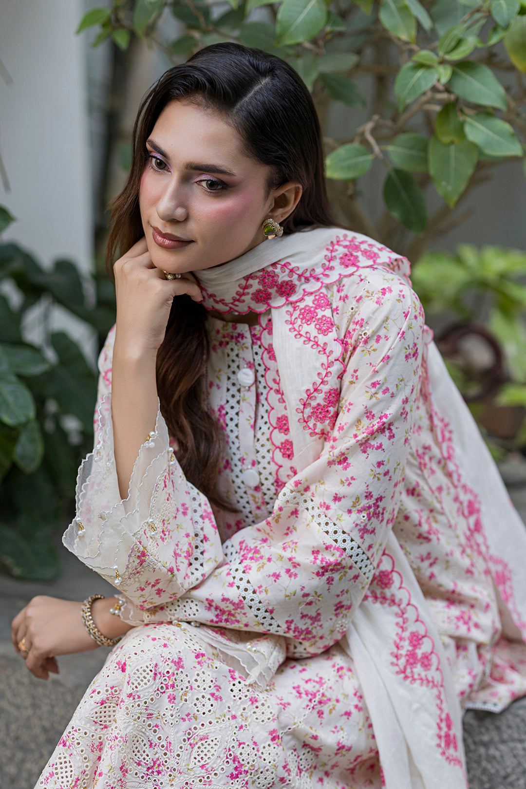 Zellbury | Chikankari Embroidered Lawn | 4096