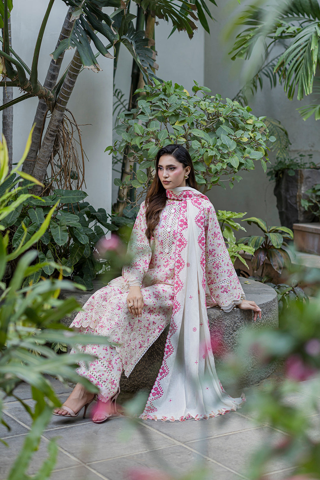 Zellbury | Chikankari Embroidered Lawn | 4096