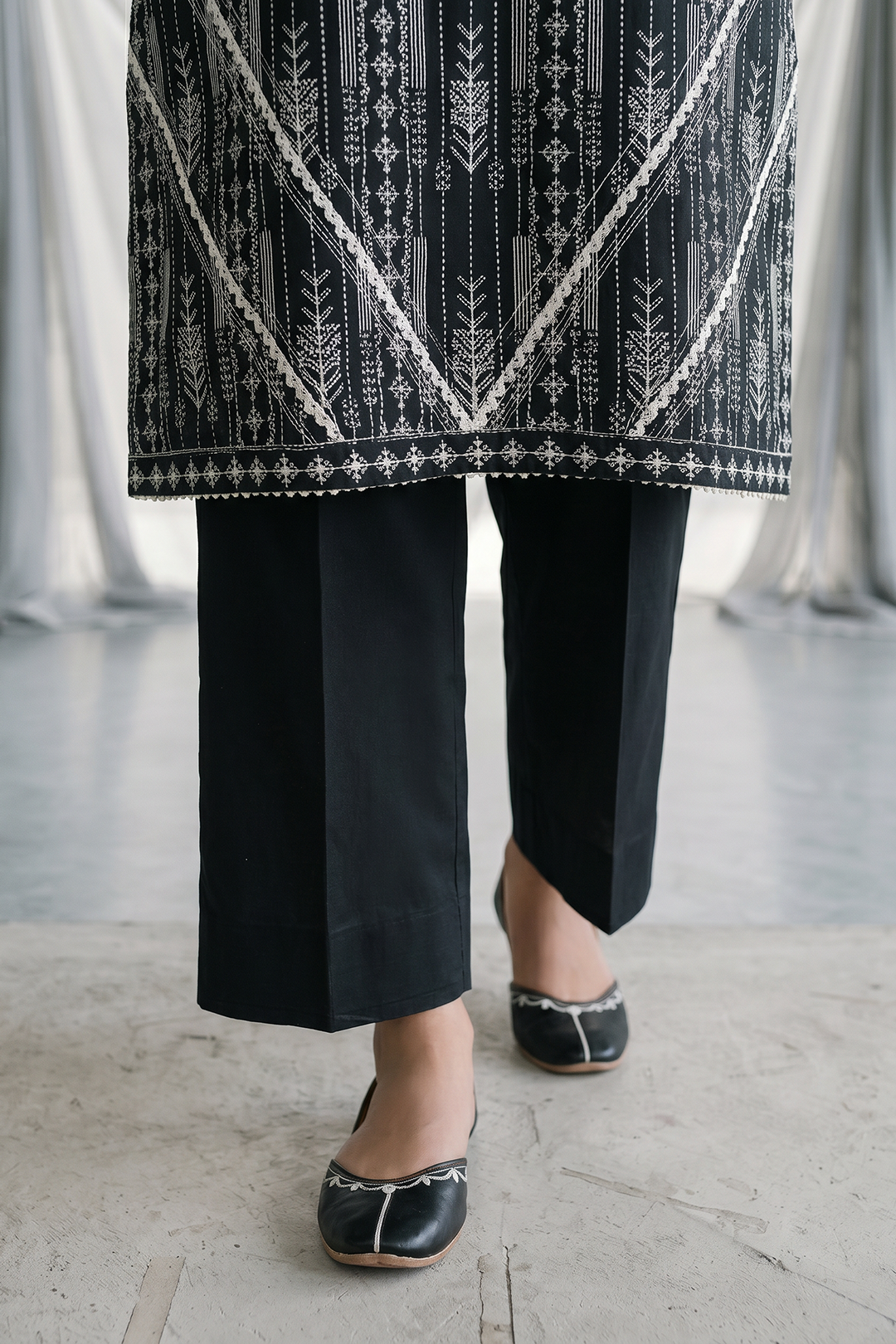 Zellbury | Monochrome 3 Pc Lawn | 1142