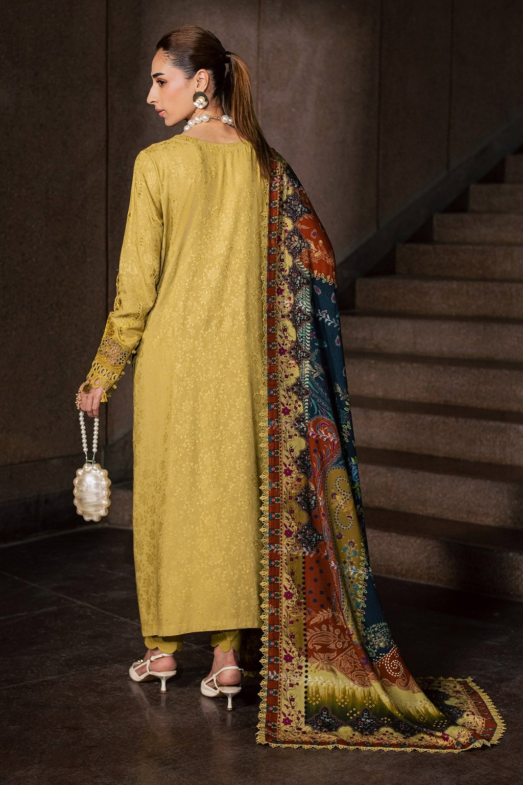 Nureh | Maya Lilen Winter | NW-129