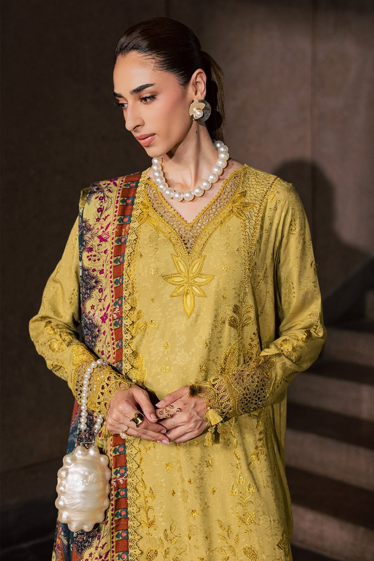Nureh | Maya Lilen Winter | NW-129