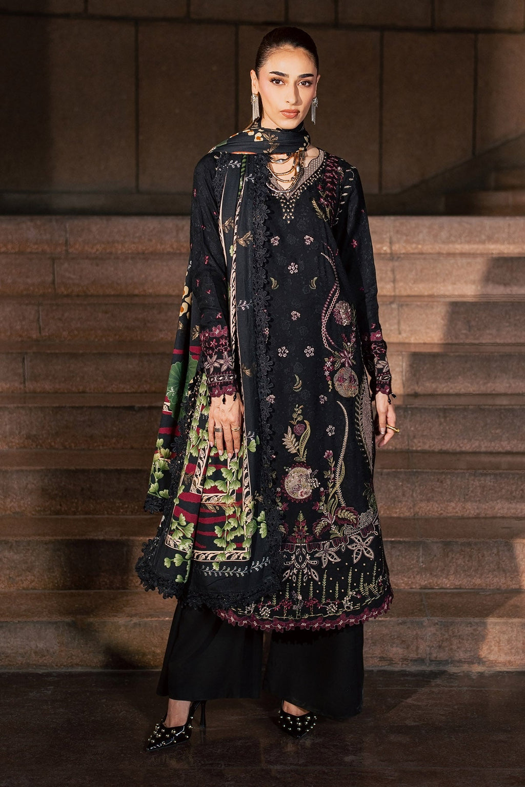 Nureh | Maya Lilen Winter | NW-128