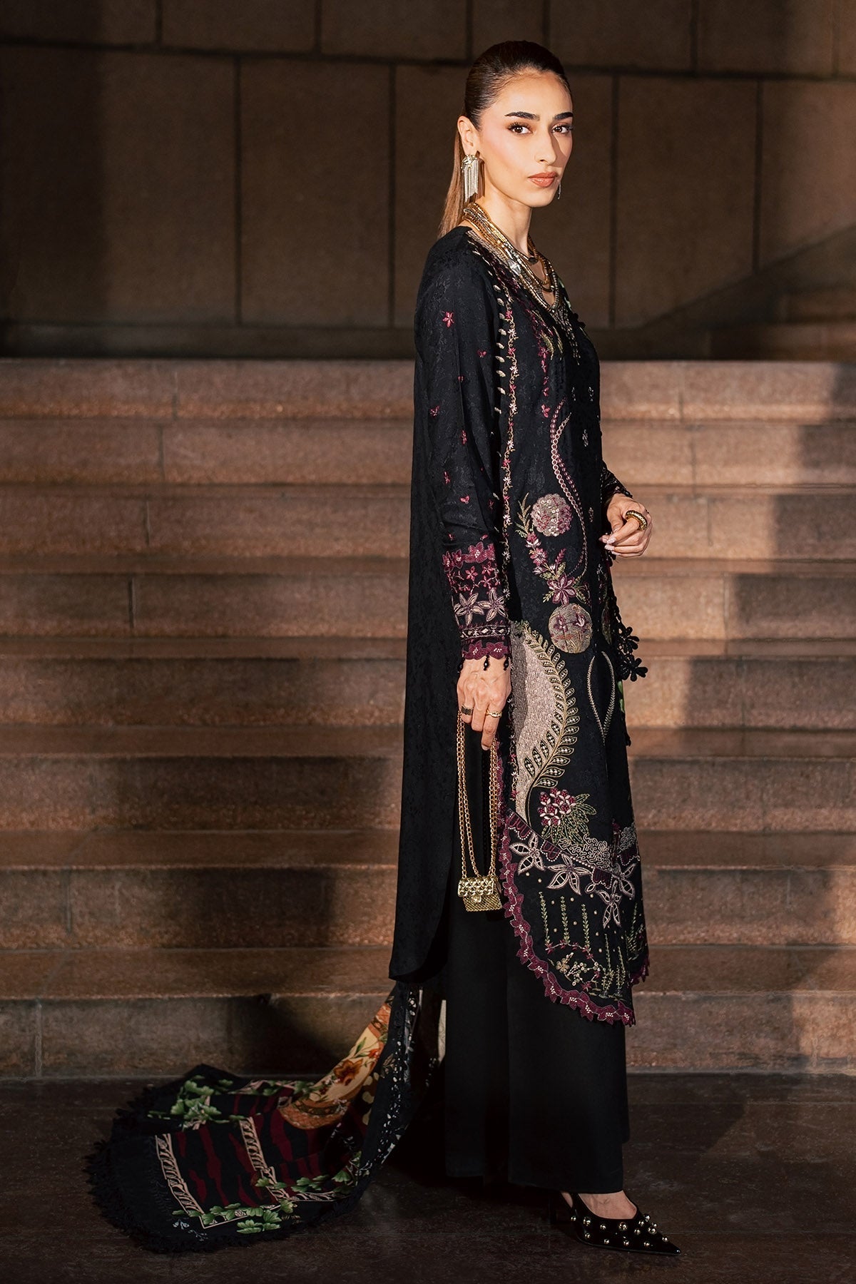 Nureh | Maya Lilen Winter | NW-128