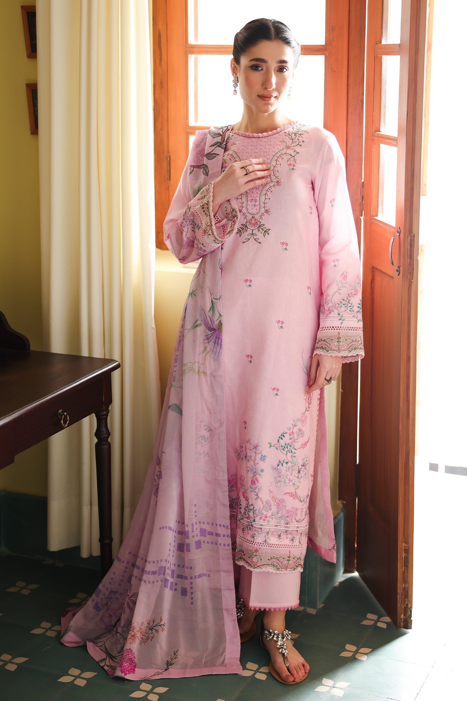 Rangrasiya | Raaya - Dosti Luxury Lawn | AURA