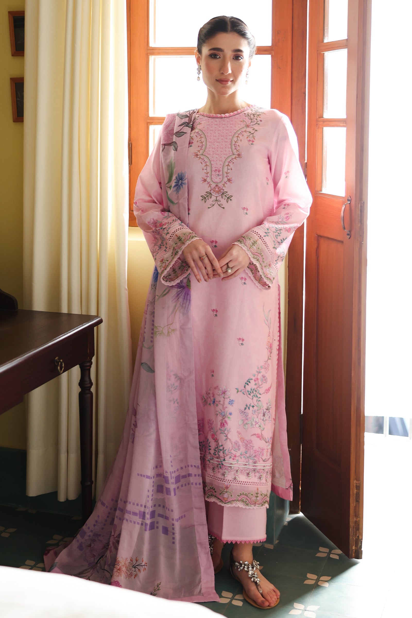 Rangrasiya | Raaya - Dosti Luxury Lawn | AURA