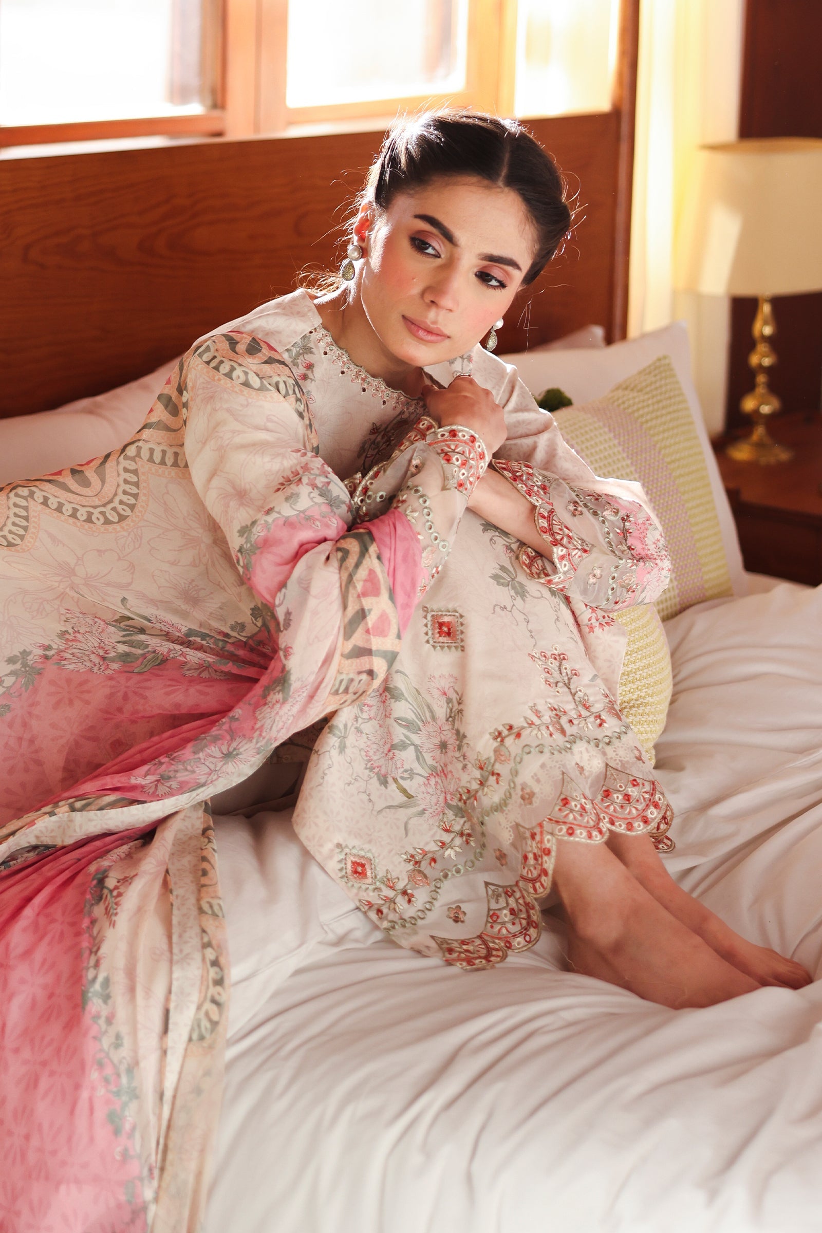 Rangrasiya | Raaya - Dosti Luxury Lawn | ELLE