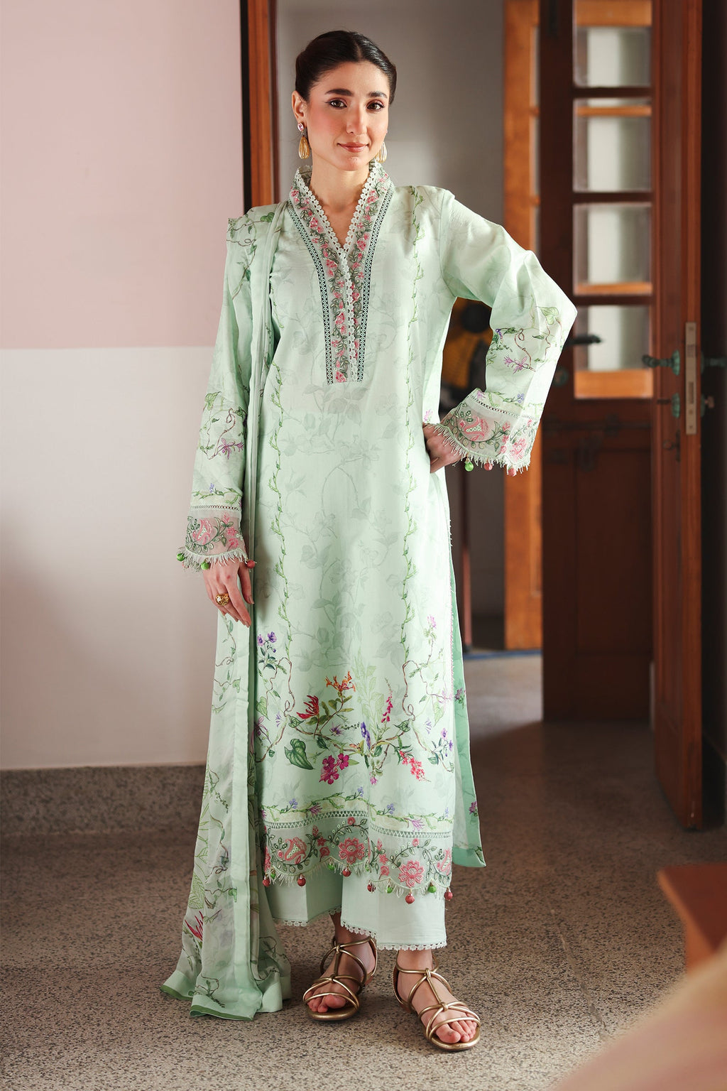 Rangrasiya | Raaya - Dosti Luxury Lawn | ARIS