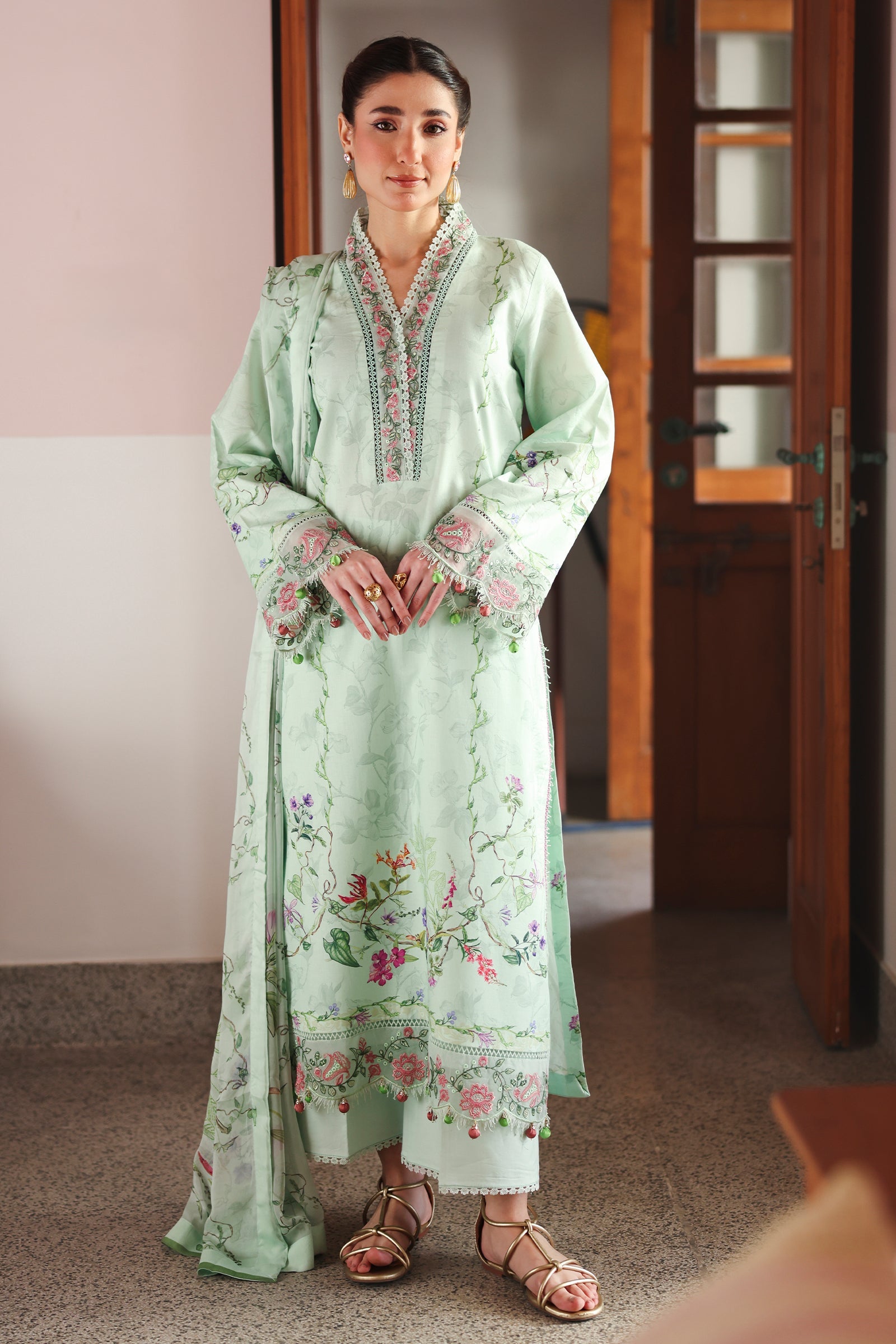 Rangrasiya | Raaya - Dosti Luxury Lawn | ARIS