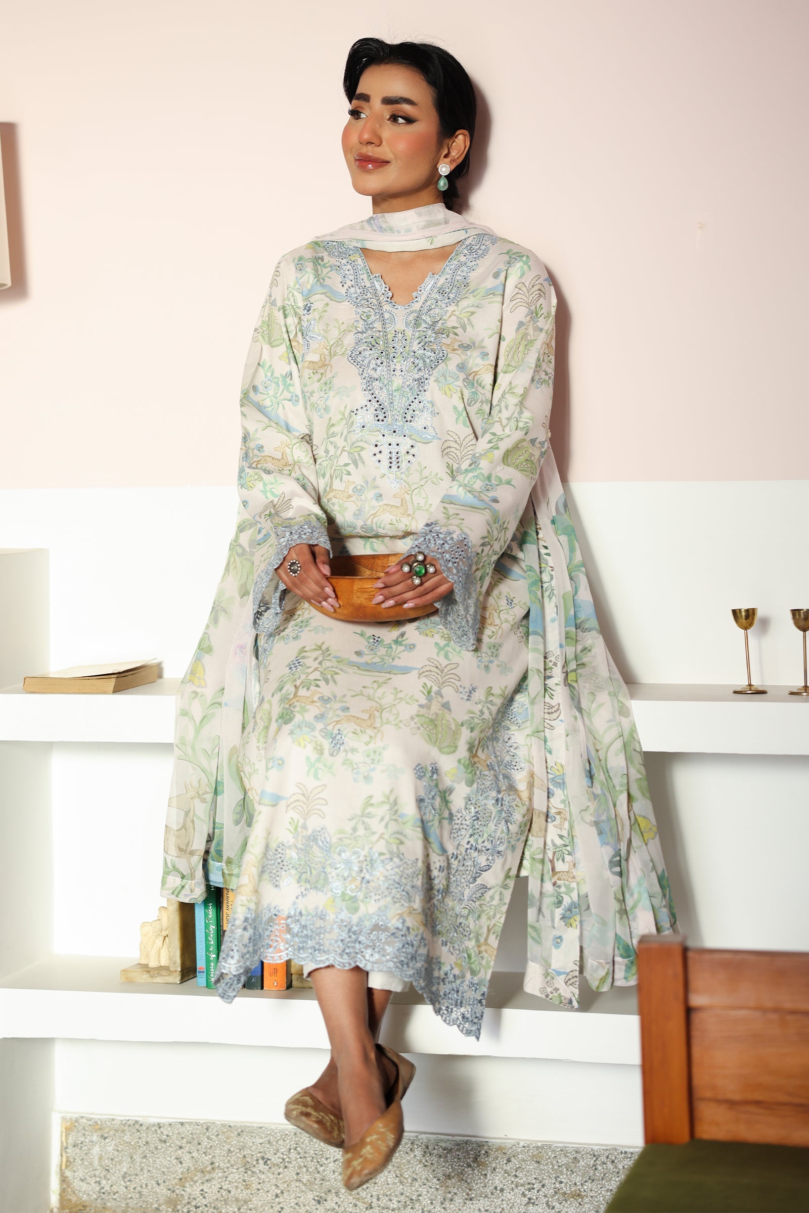 Rangrasiya | Raaya - Dosti Luxury Lawn | ZARA