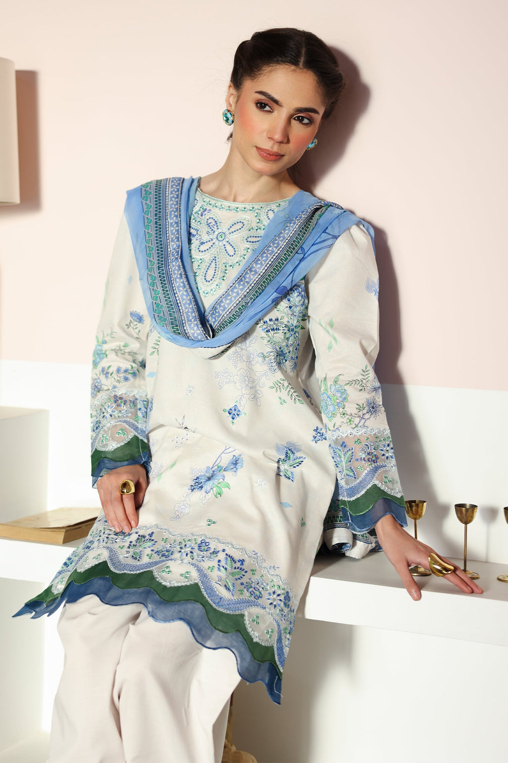Rangrasiya | Raaya - Dosti Luxury Lawn | NYLA