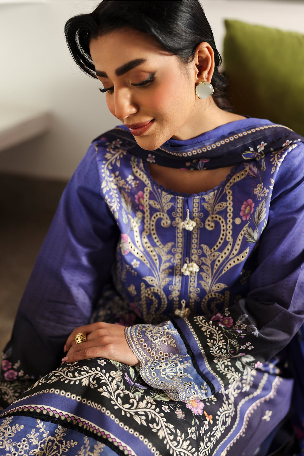 Rangrasiya | Raaya - Dosti Luxury Lawn | MIRA
