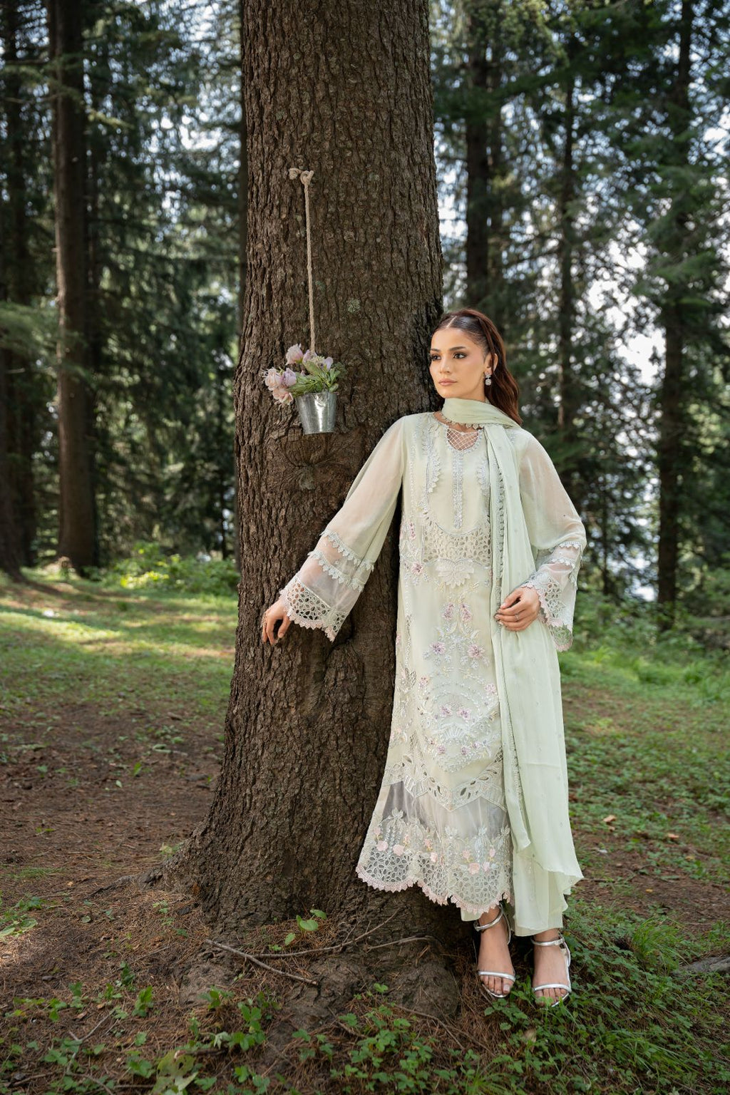 Zebtan | Aura Embroidered Weightless Chiffon | AR-1
