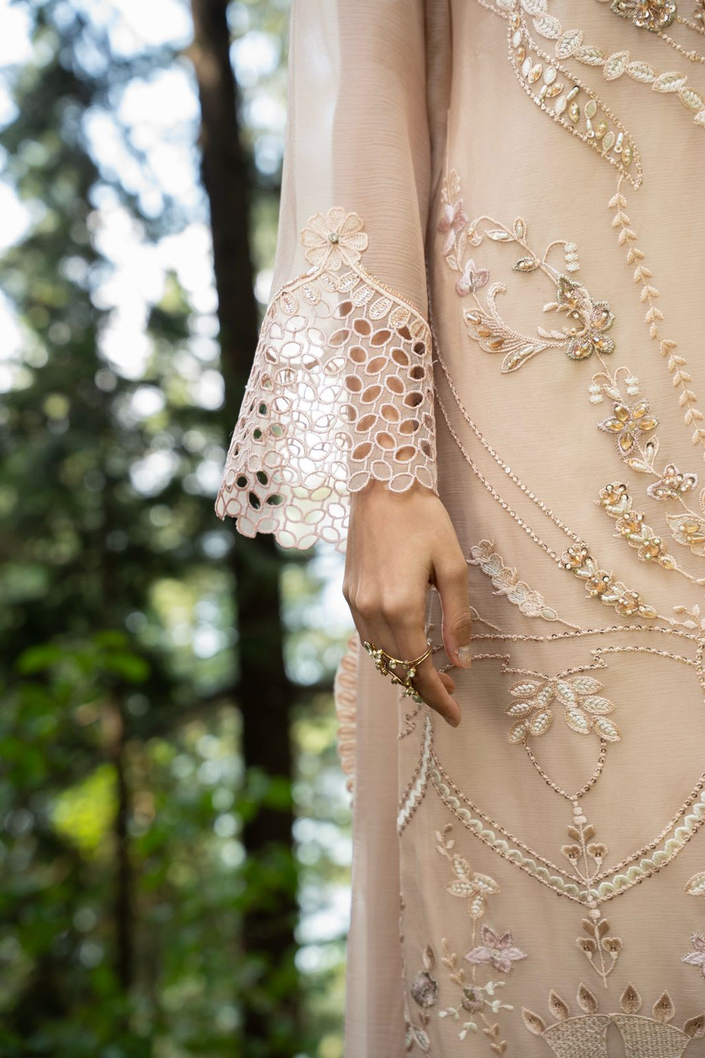 Zebtan | Aura Embroidered Weightless Chiffon | AR-2