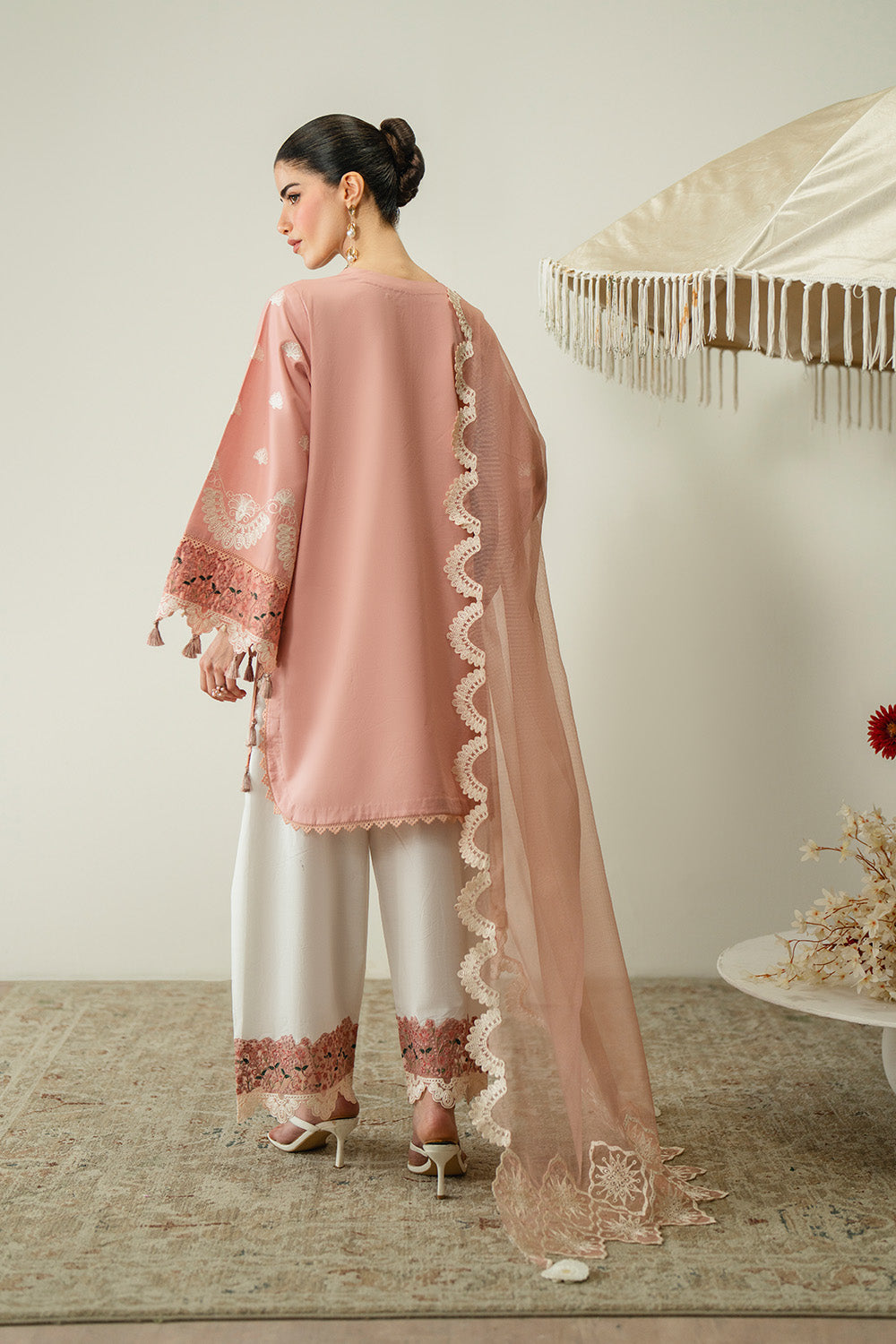 Zariya | Zaira Blooming Flower Unstitched Lawn | LUNA