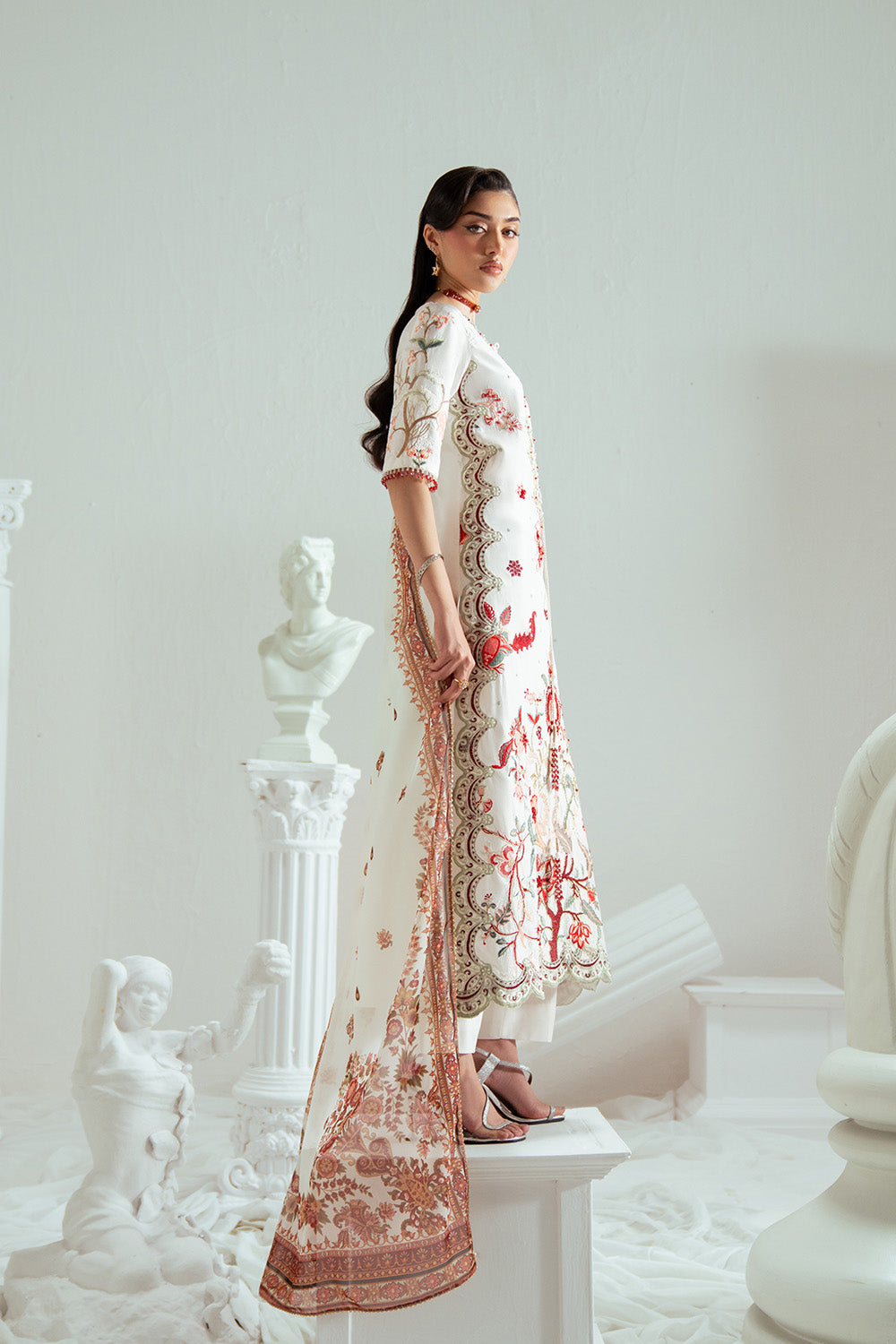 Zariya | Elyse Couture Festive | IVORINA - ZSS6305