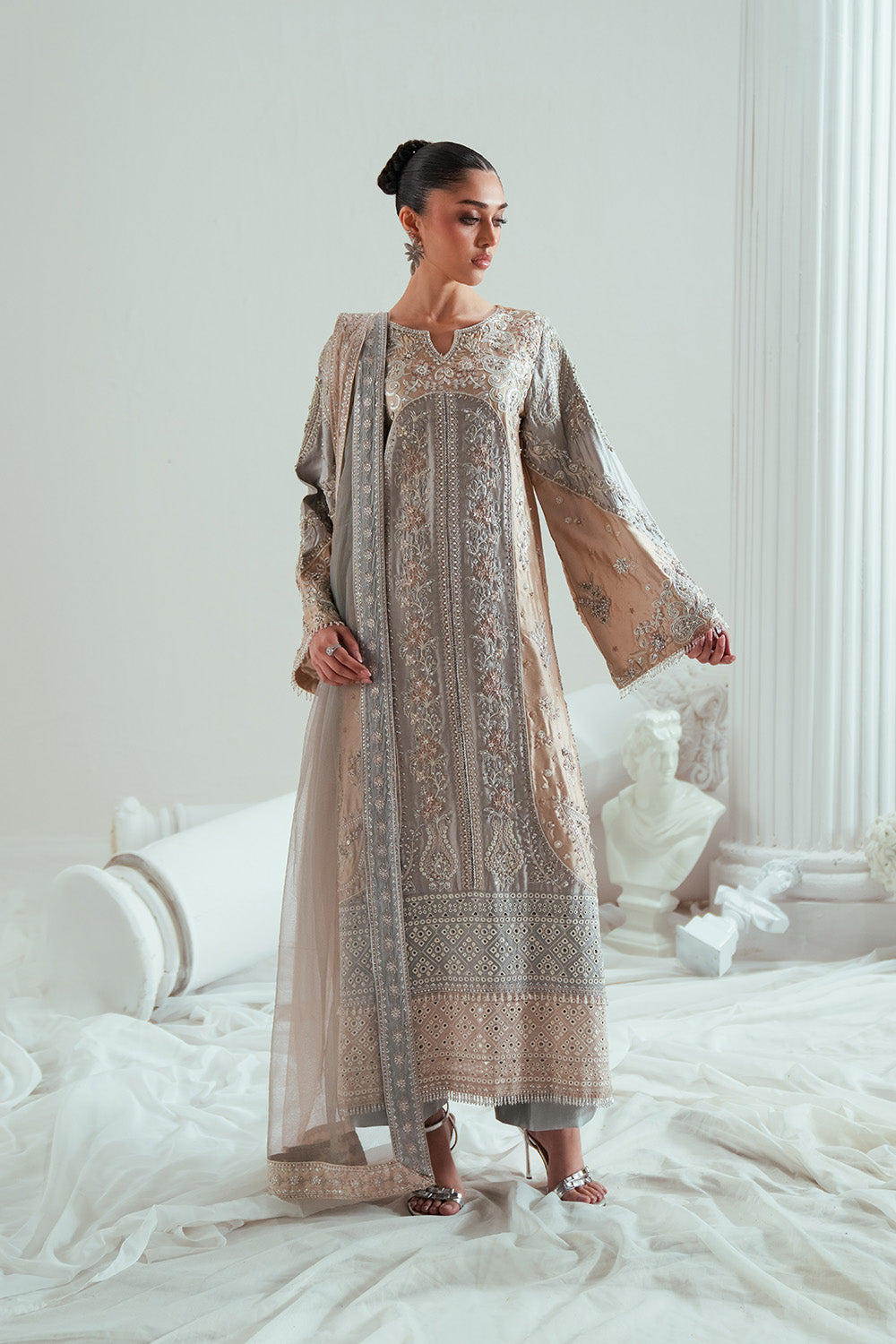 Zariya | Elyse Couture Festive | DOVEGRAY - ZSS6306