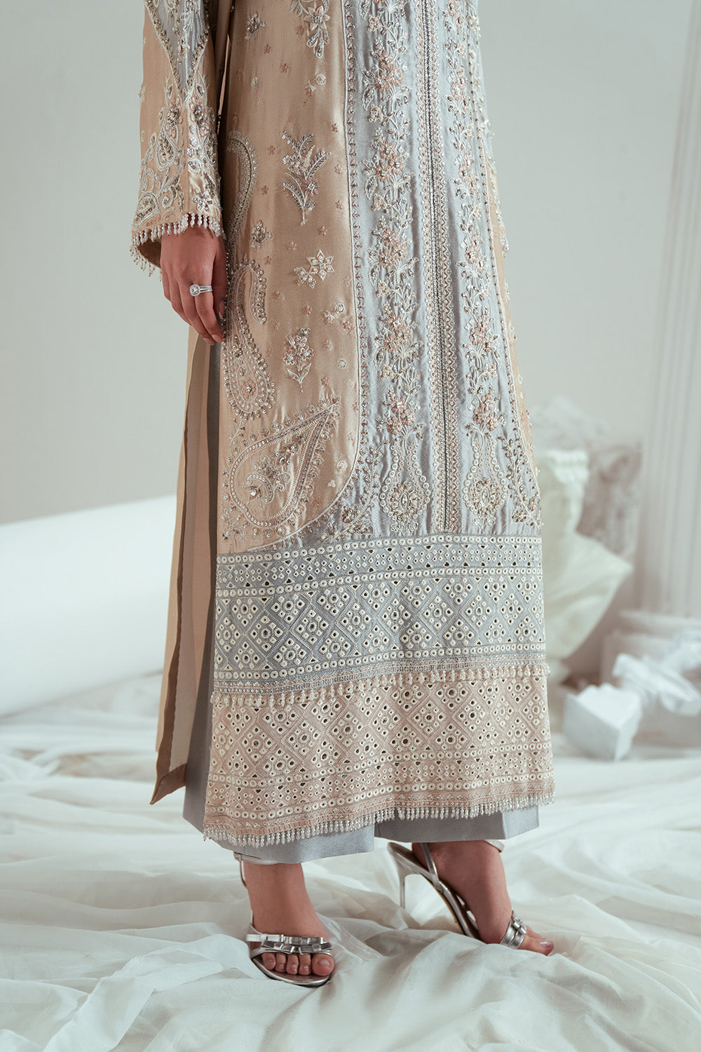 Zariya | Elyse Couture Festive | DOVEGRAY - ZSS6306