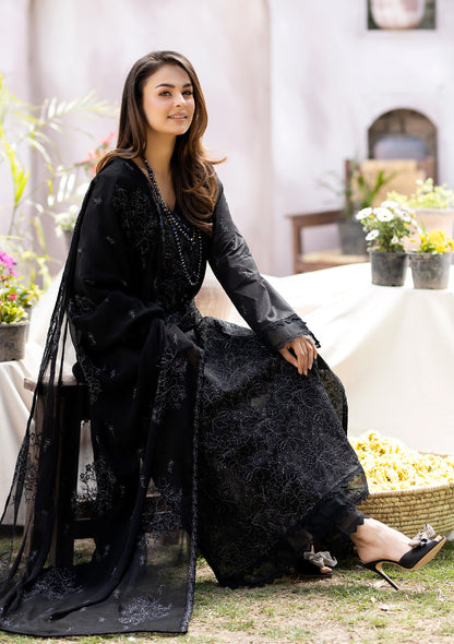 Zainab Fatima | Lawn | NF-1257