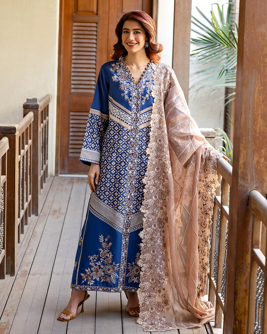 Mushq | Astoria - Festive lawn | Zenith