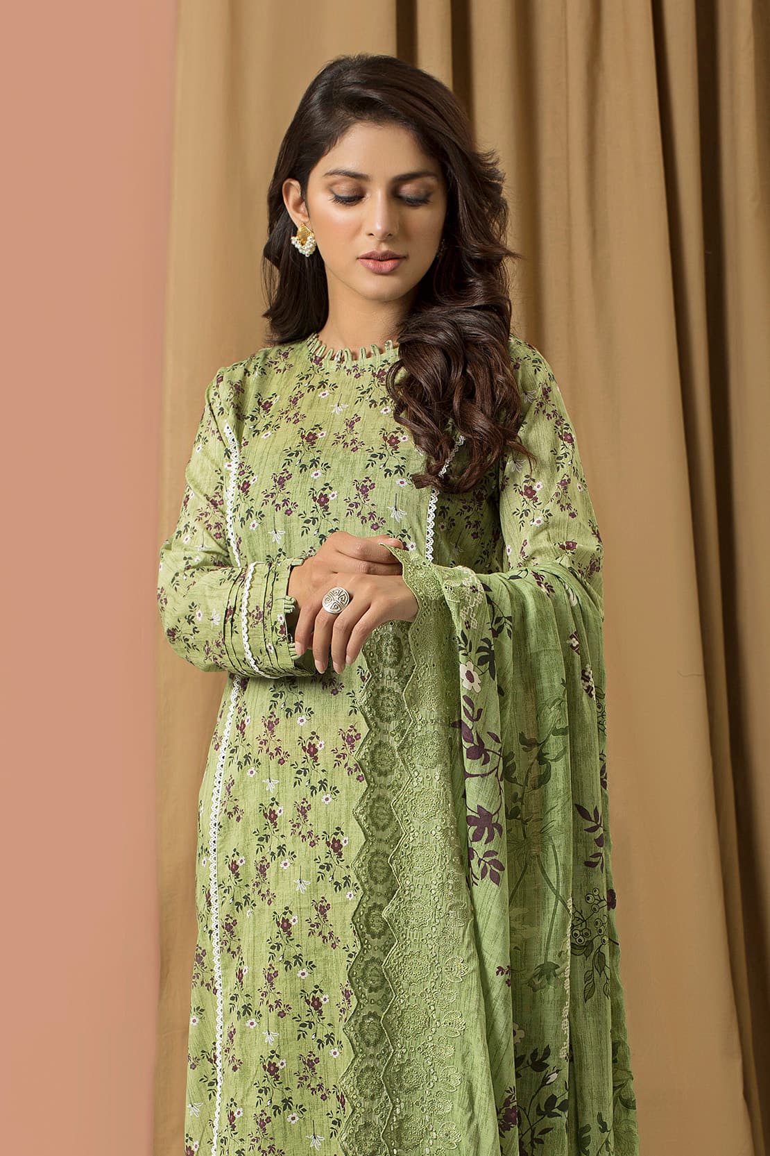 3 Piece - Printed Lawn with Embroidered Dupatta - 7682