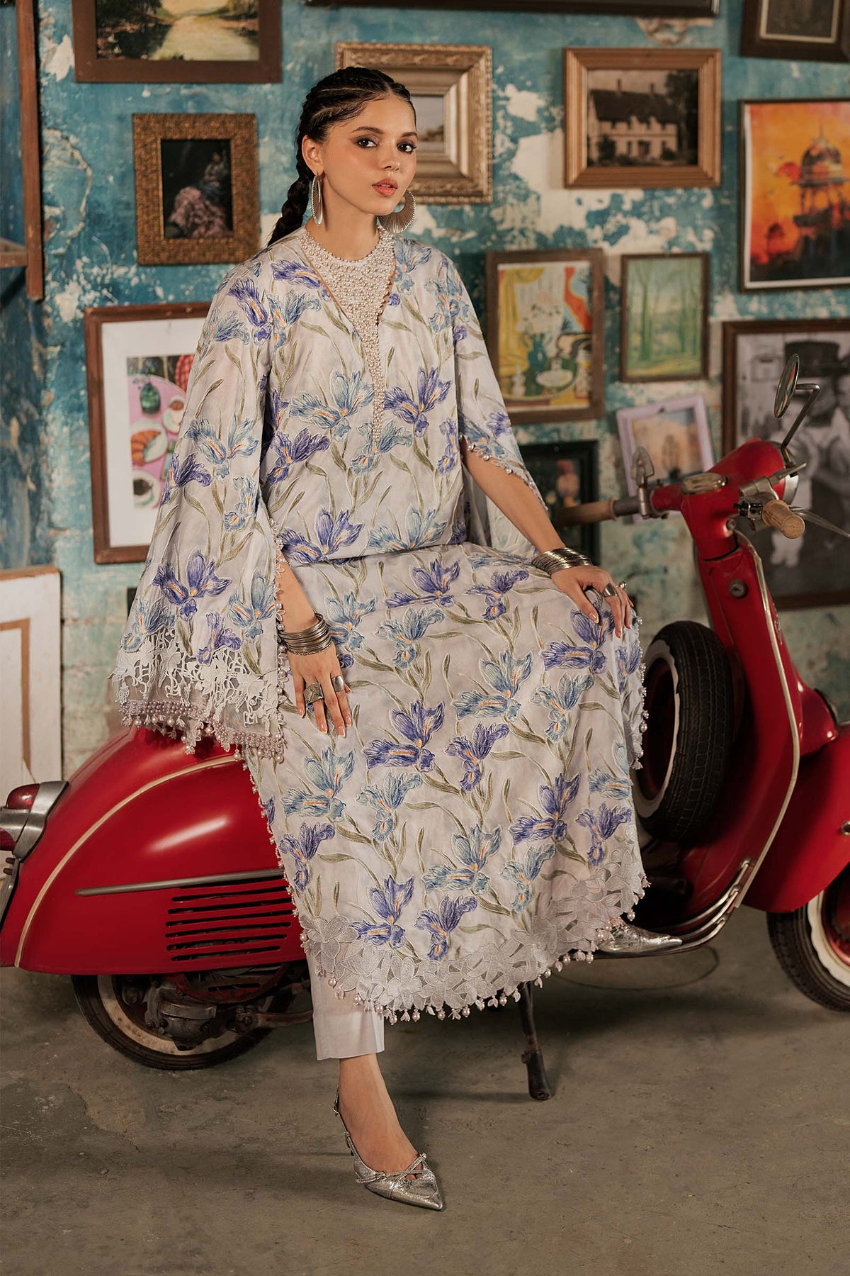 Maria . B | M.Prints Embroidered Cambric 3 Piece Suit | MB26UPC 4A