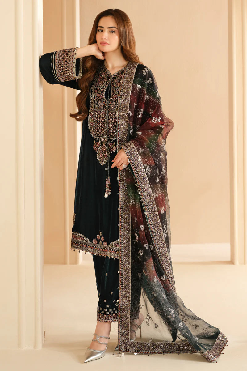 Jazmin | Embroidered Velvet | VF-2039