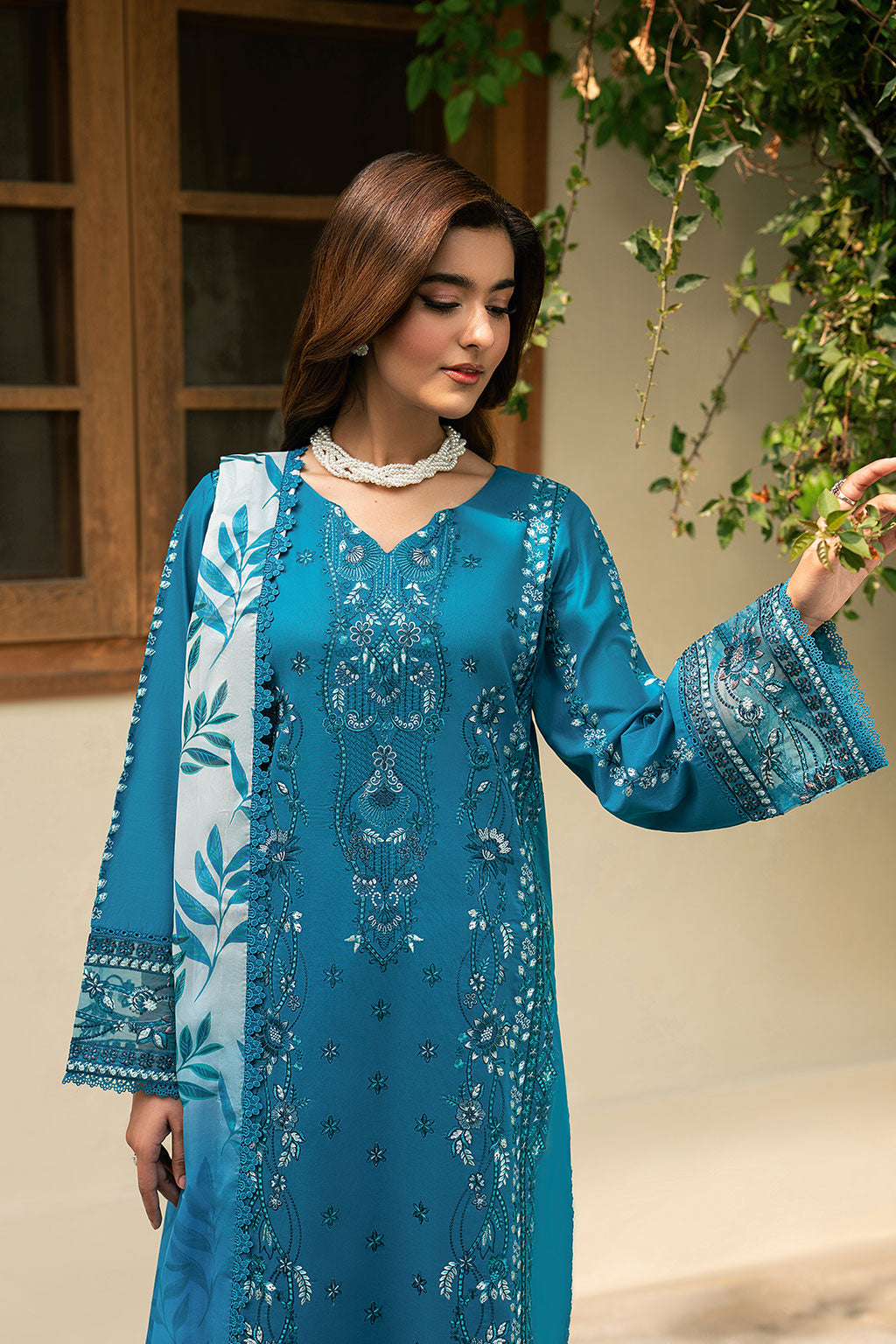 Ramsha | Ghazal Luxury lawn Vol 07 | G-702