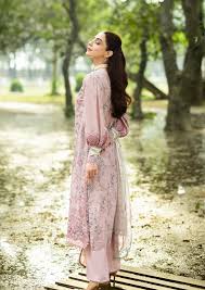 ELAF | LAWN 26' | SAHAA