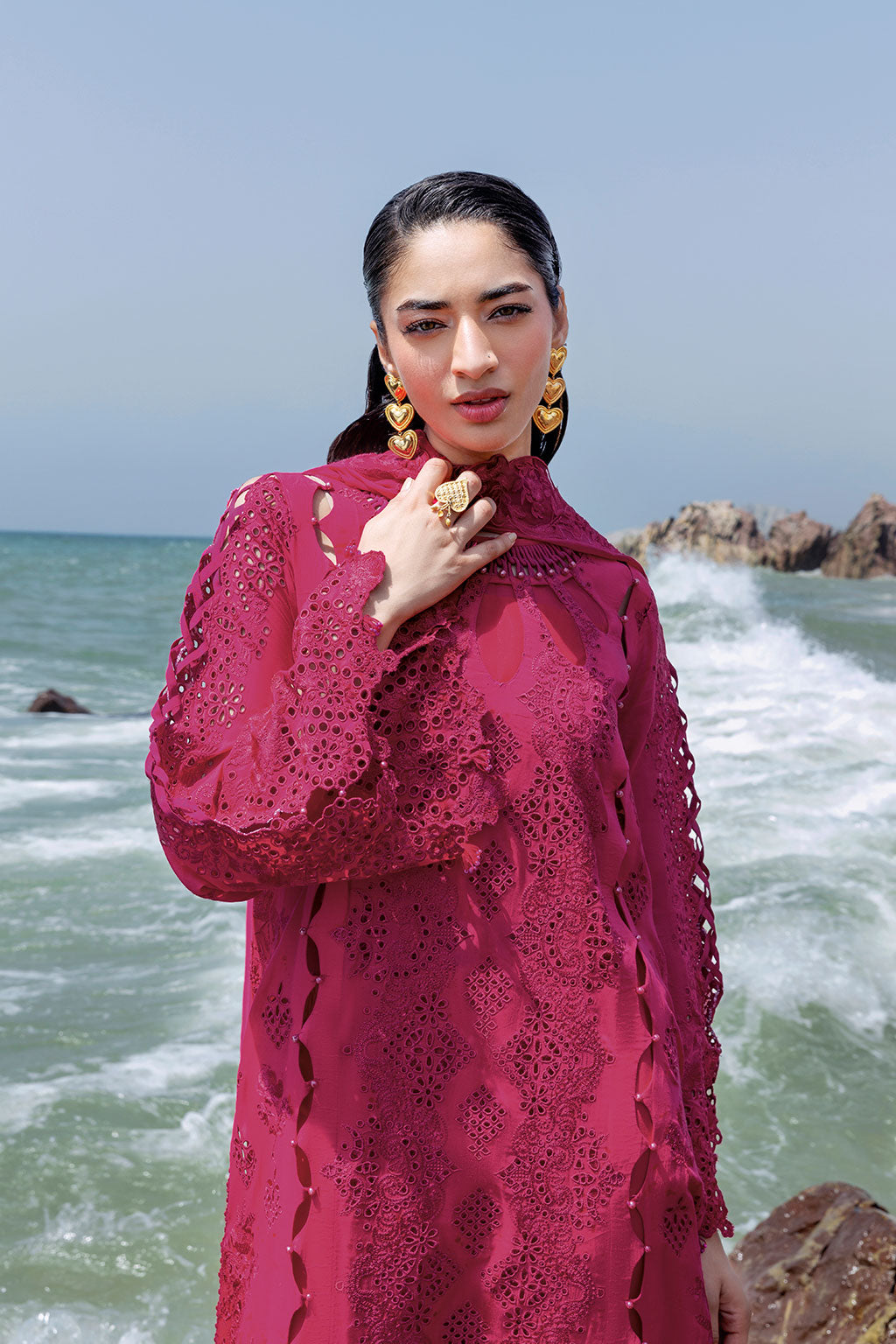 Afsanah | Lost in Waves | A-207