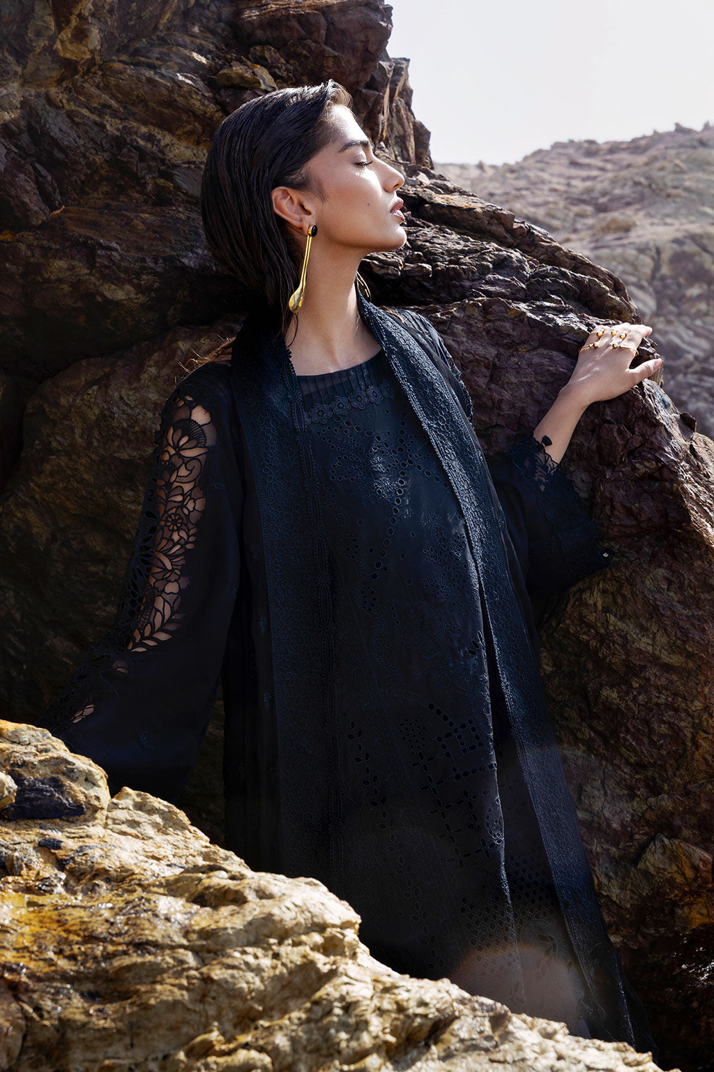 Afsanah | Lost in Waves | A-205