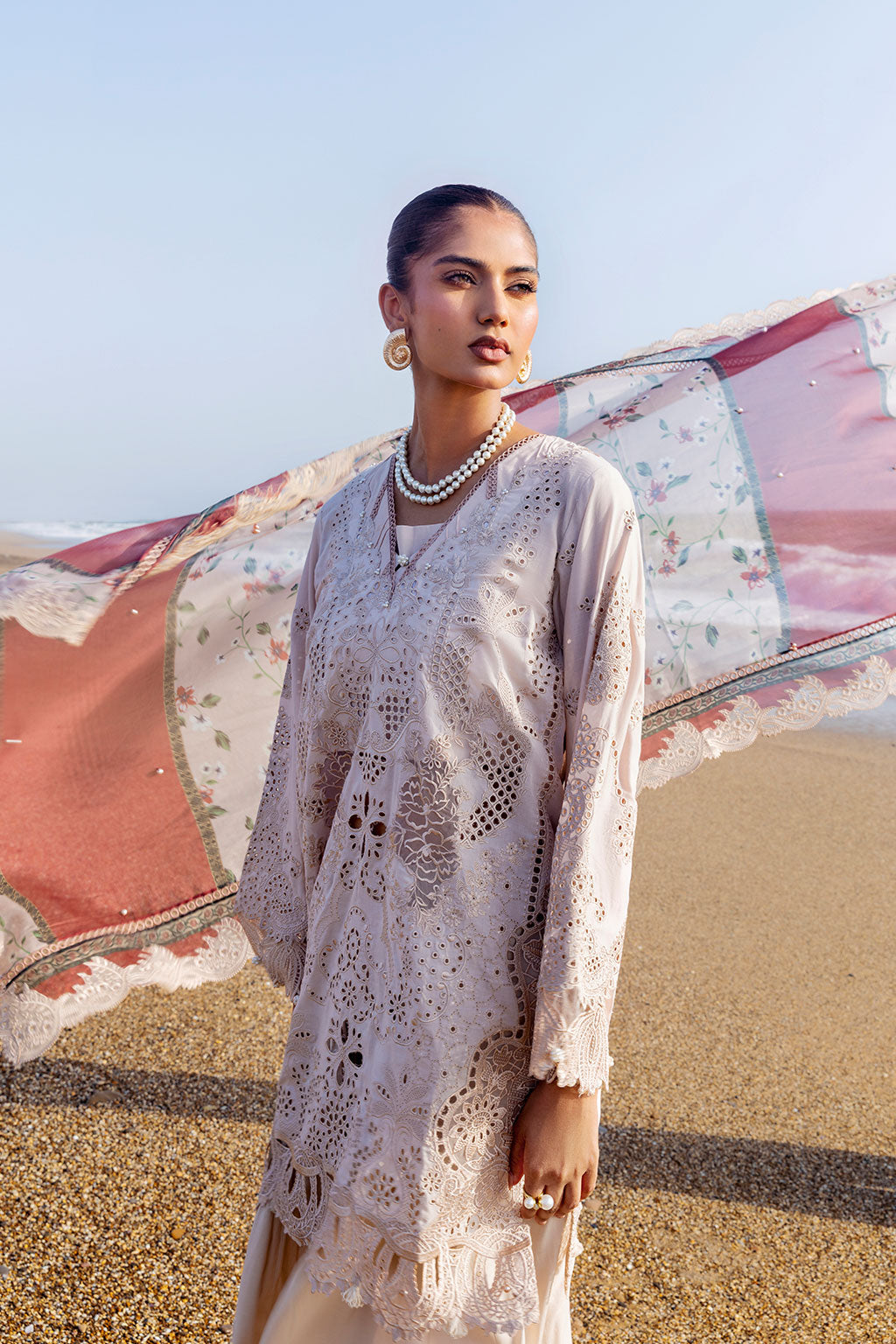 Afsanah | Lost in Waves | A-206