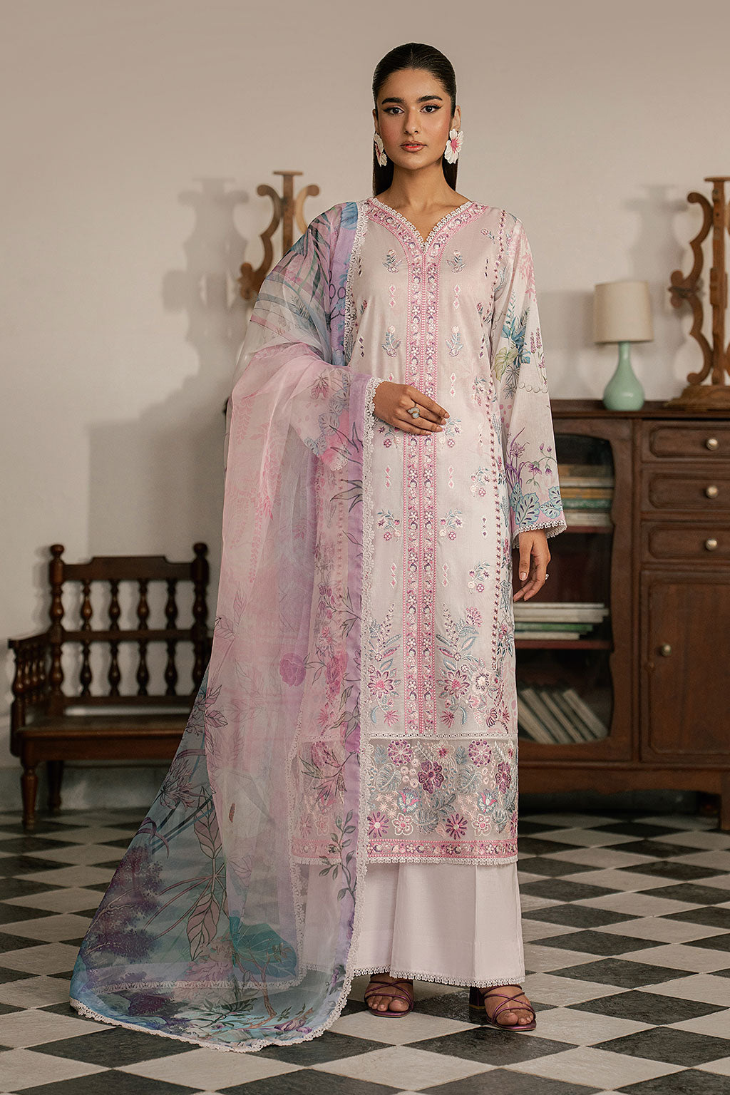 Ramsha | Mashaal Luxury Lawn VOl 16 | L-1610