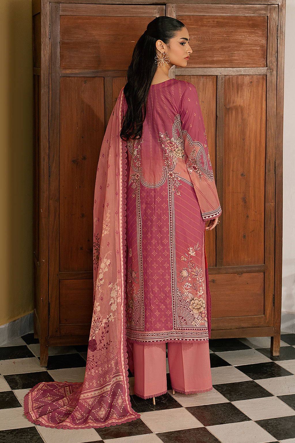 Ramsha | Mashaal Luxury Lawn VOl 16 | L-1611