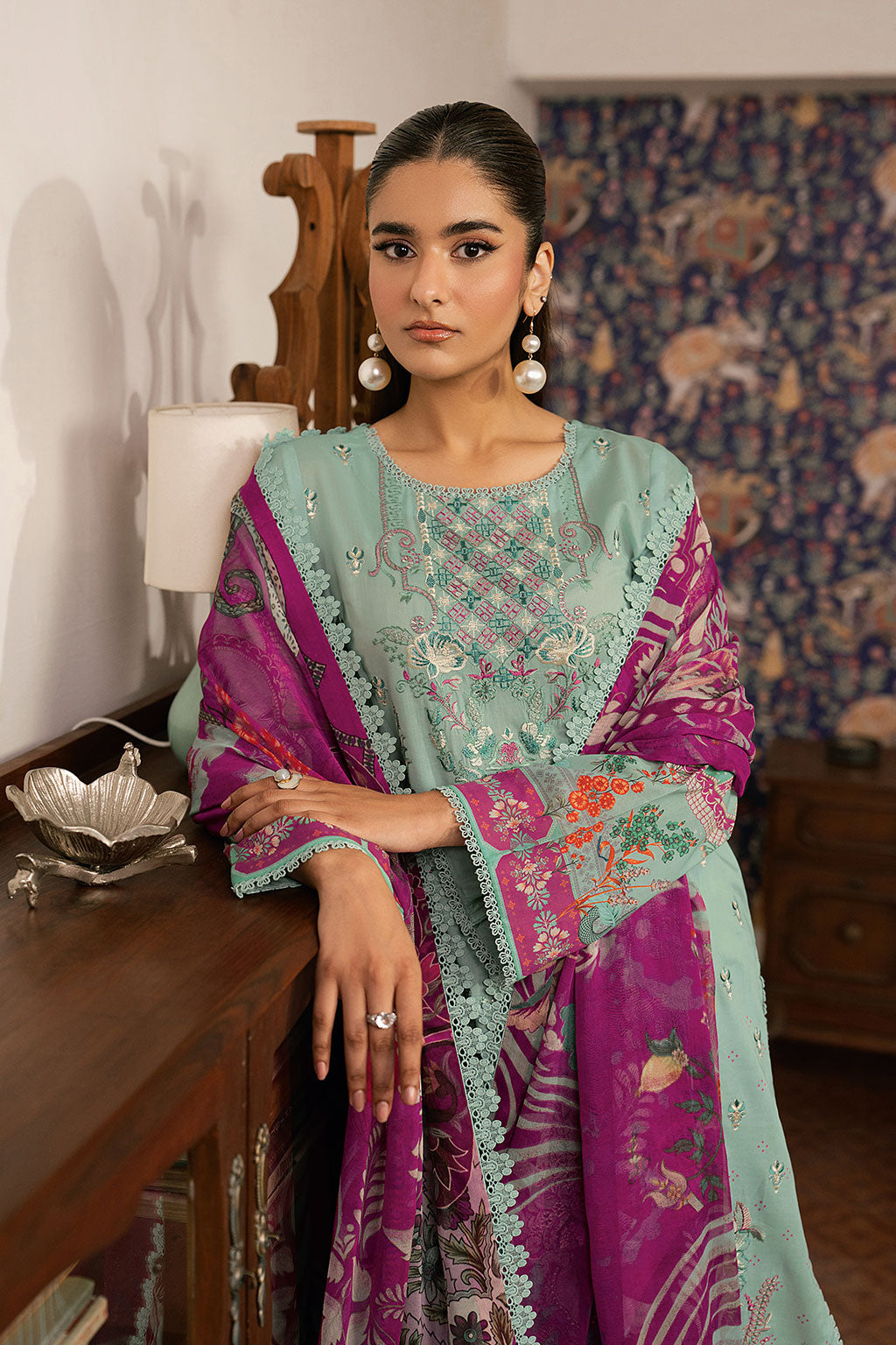 Ramsha | Mashaal Luxury Lawn VOl 16 | L-1609