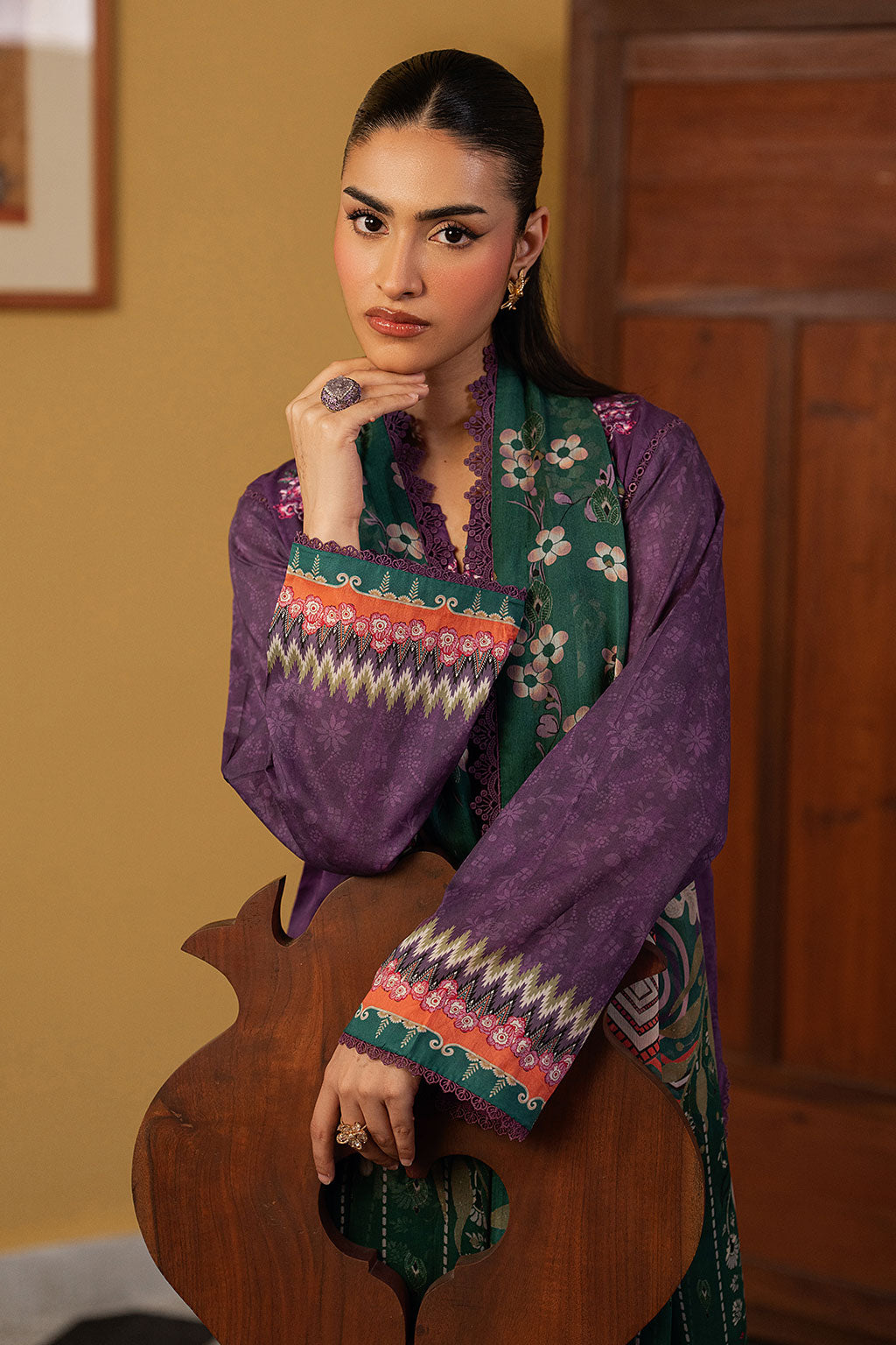 Ramsha | Mashaal Luxury Lawn VOl 16 | L-1605