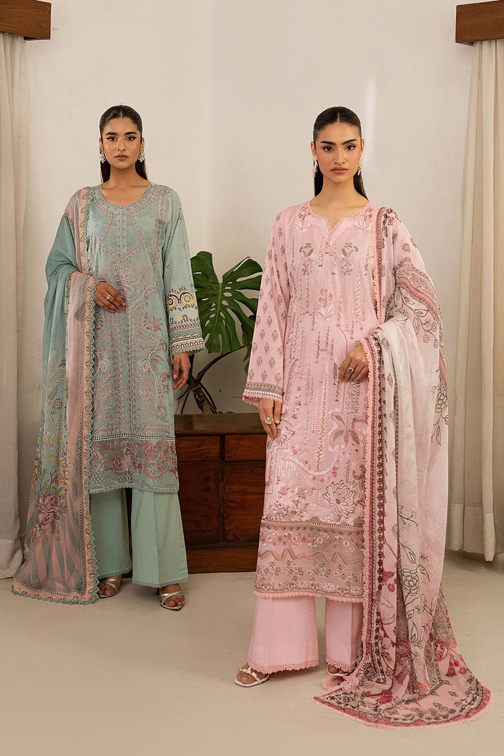 Ramsha | Mashaal Luxury Lawn VOl 16 | L-1604